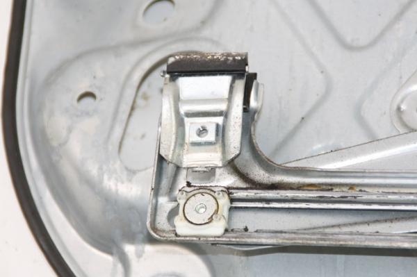 Fensterheber elektrisch 3trg. vorn rechts 8679979 Volvo C30