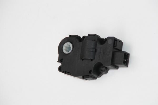 Stellmotor Heizung EFB331 BMW 1er E81 E87