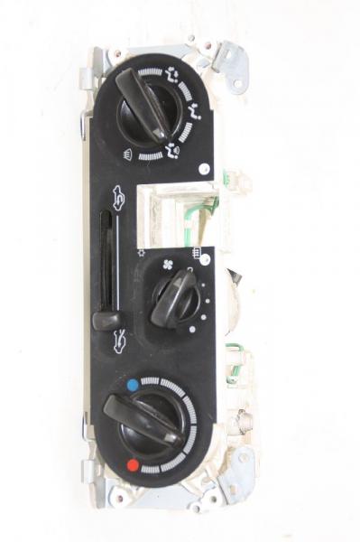 Schalter Heizung MR360556 Mitsubishi PAJERO SPORT K90