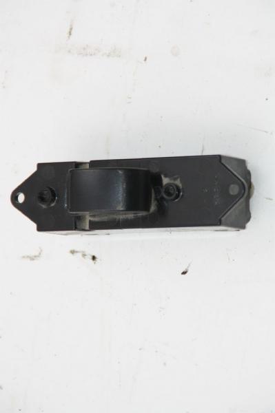 Schalter Fensterheber hinten links MR587957 Mitsubishi L 200 4 KB4T