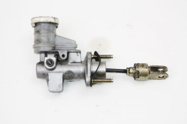 Kupplung - Geberzylinder 2345A015 Mitsubishi L 200 4 KB4T