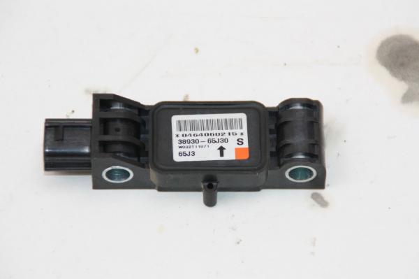 Airbag Sensor rechts 3893065J30 Suzuki GRAND VITARA 2