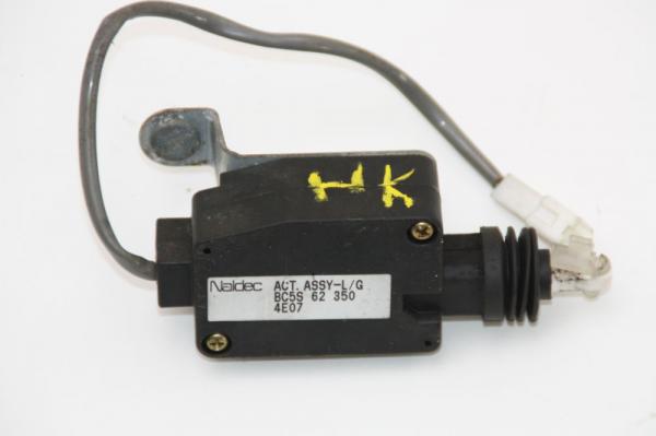 Stellmotor ZV Heckklappe BC5S62350 Mazda 323 F BA