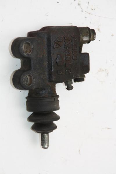 Kupplung - Nehmerzylinder 306205M361 Nissan X-TRAIL 1