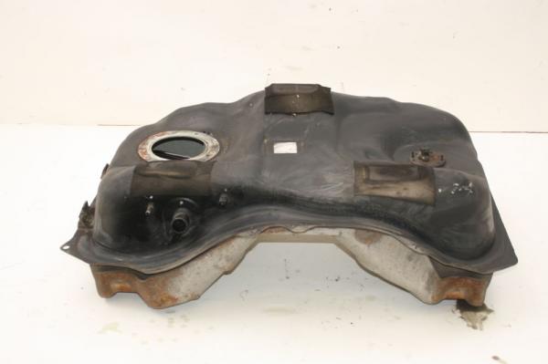Kraftstofftank E22142110B Mazda CX 7
