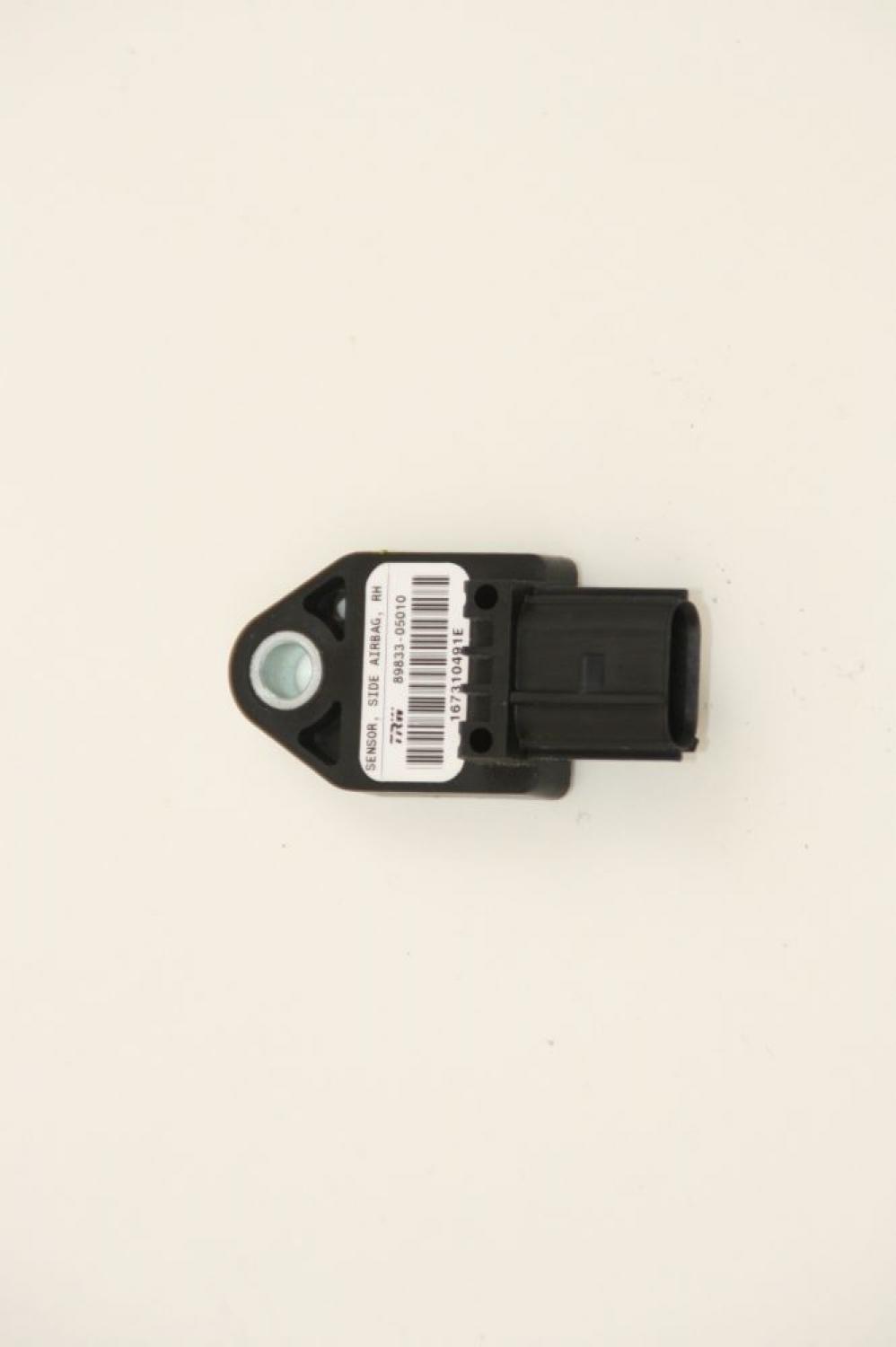 Airbag Sensor rechts 8983305010 Toyota AVENSIS 2 T25