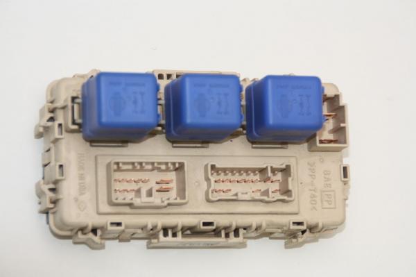 Sicherungskasten 24350EQ300 Nissan X-TRAIL 1