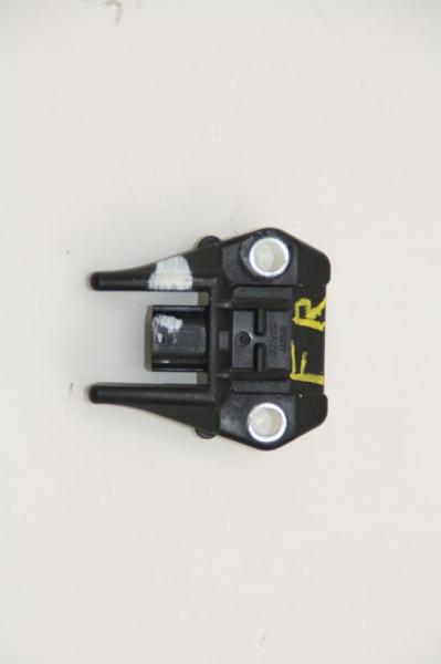 Airbag Sensor rechts 98231AG000 Subaru LEGACY 4 SW