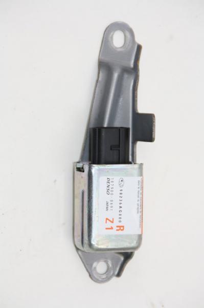 Airbag Sensor rechts 1879000691 Subaru LEGACY 4 SW