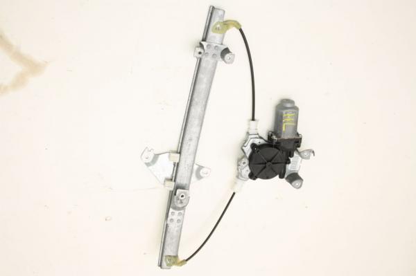 Fensterheber elektrisch hinten links 82701AV610 Nissan PRIMERA 3 Hatchback P12