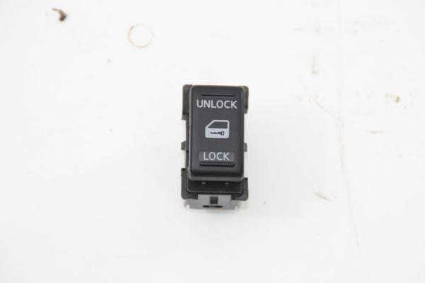 Schalter sonstige 8402B Nissan NAVARA D40