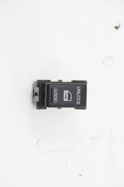 Schalter sonstige 8402B Nissan NAVARA D40