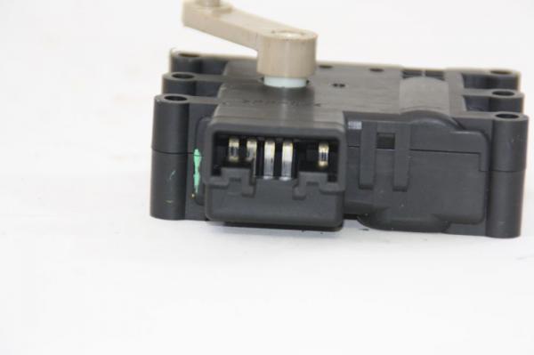 Bremssattel vorn rechts Citroen BERLINGO 2 ABS 1.6 84 KW 114 PS Diesel 04-2015 gebraucht 1