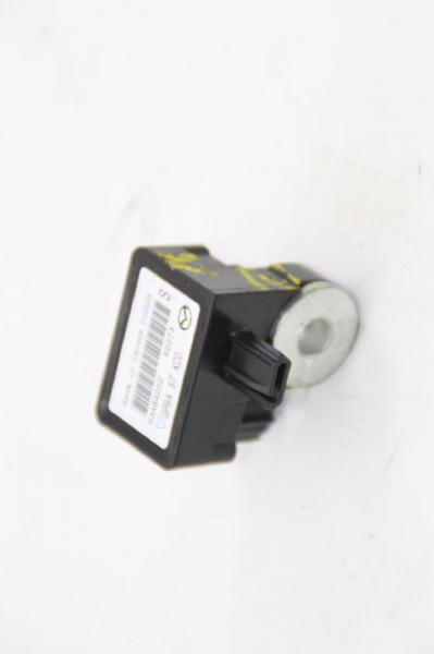 Wischermotor vorn Opel CORSA B 22107719 06-1998 gebraucht 1