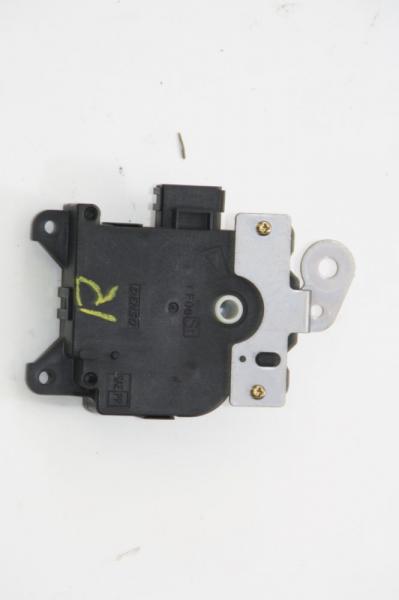 Stellmotor Heizung 1138002350 Honda STREAM RN