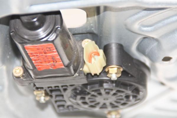Fensterheber elektrisch hinten rechts 834802E010 Hyundai TUCSON 1