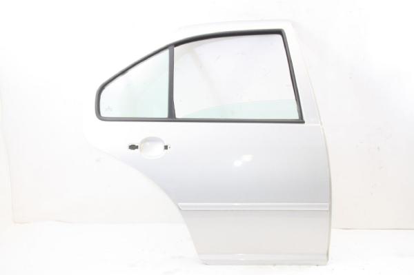 Tür hinten rechts 1J5833056F VW BORA