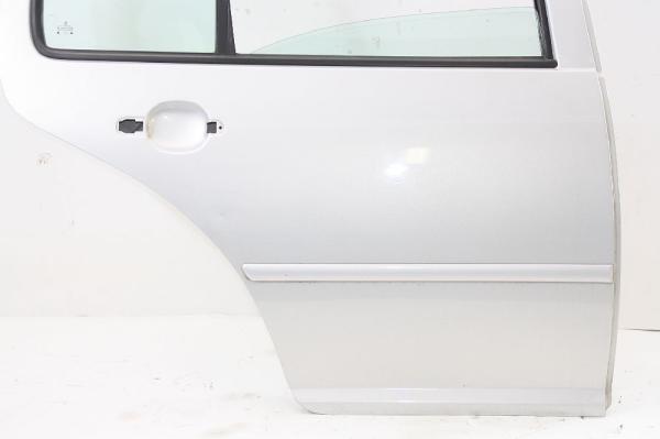 Tür hinten rechts 1J5833056F VW BORA