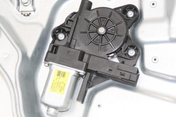 Stellmotor Tankklappe Skoda OCTAVIA 1U Combi 3B0810773B 05-2005 gebraucht 2