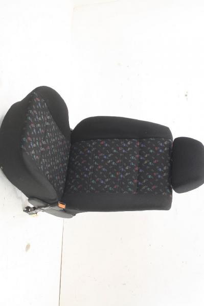 Gurt vorn rechts VW TOUAREG 1 7L 7L0857706H HCP 04-2005 gebraucht 1