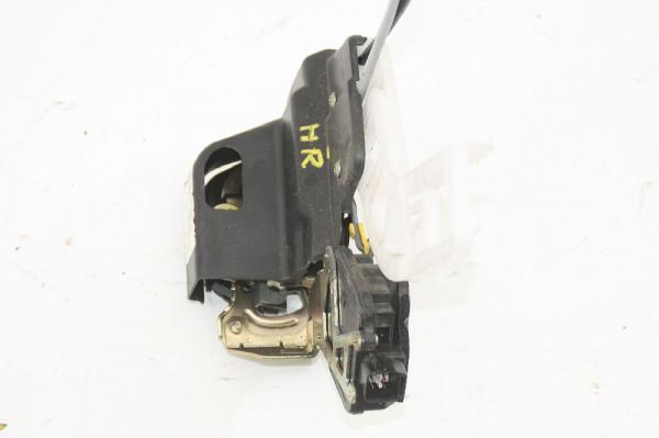 Türschloß hinten rechts 814201F010 Kia SPORTAGE 2 JE