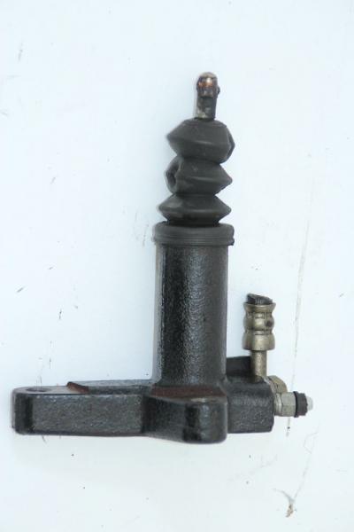 Kupplung - Nehmerzylinder MR267829 Mitsubishi PAJERO SPORT K90