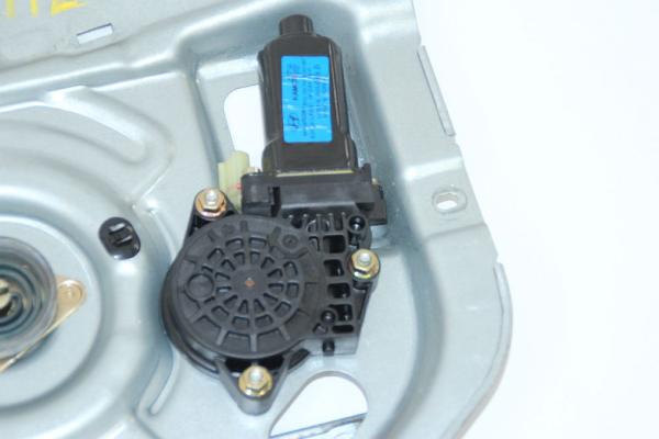 Fensterheber elektrisch hinten links 834702E010 Hyundai TUCSON 1