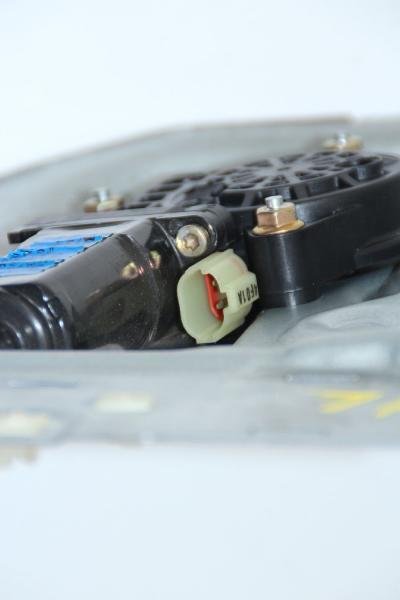 Fensterheber elektrisch hinten links 834702E010 Hyundai TUCSON 1