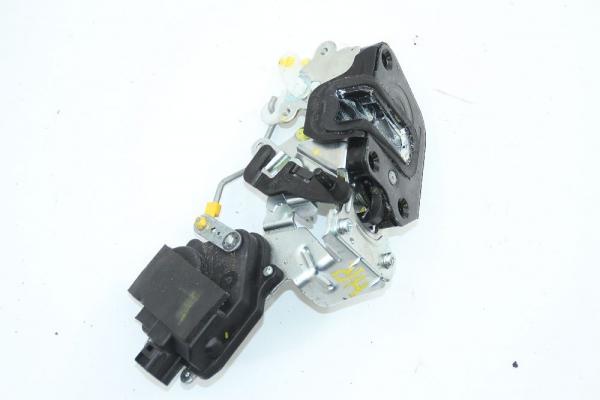 Türschloß hinten rechts 814211F010 Kia SPORTAGE 2 JE