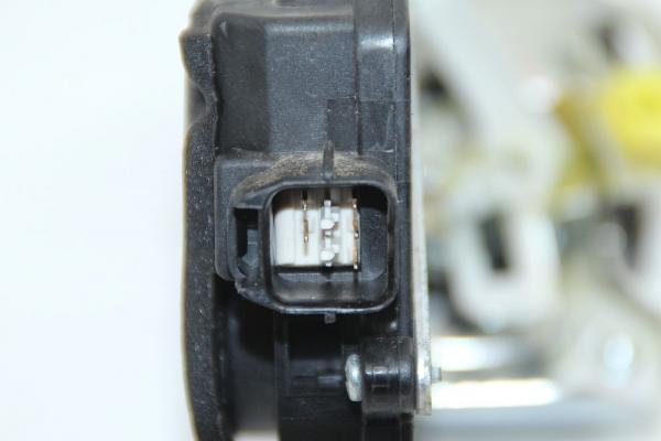 Türschloß hinten links 814111F010 Kia SPORTAGE 2 JE