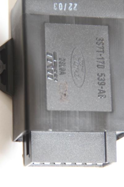 Relais 3S7T17D539AB Ford MONDEO 3