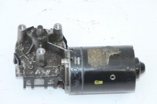 Scheibenwischermotor vorn 0390241151 VW BORA