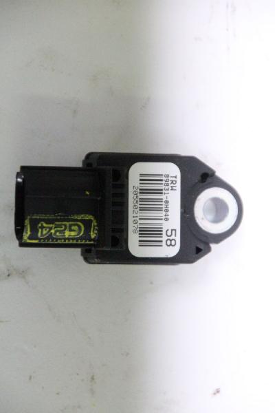 Airbag Sensor hinten rechts 898310H040 Toyota AYGO 2