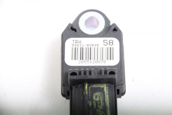Airbag Sensor hinten rechts 898310H040 Toyota AYGO 2
