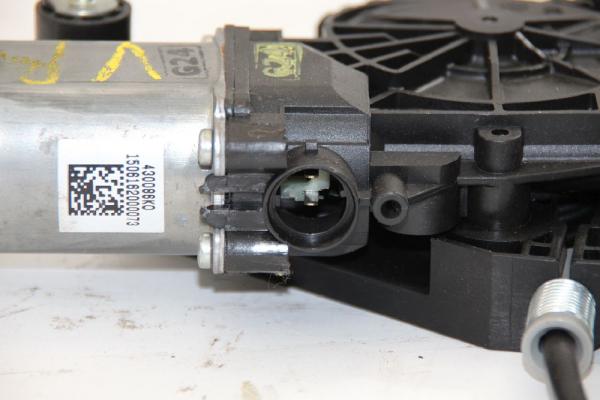 Fensterheber elektrisch vorn rechts 688100H031 Toyota AYGO 2