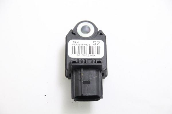 Airbag Sensor vorn rechts 898310H020 Toyota AYGO 2