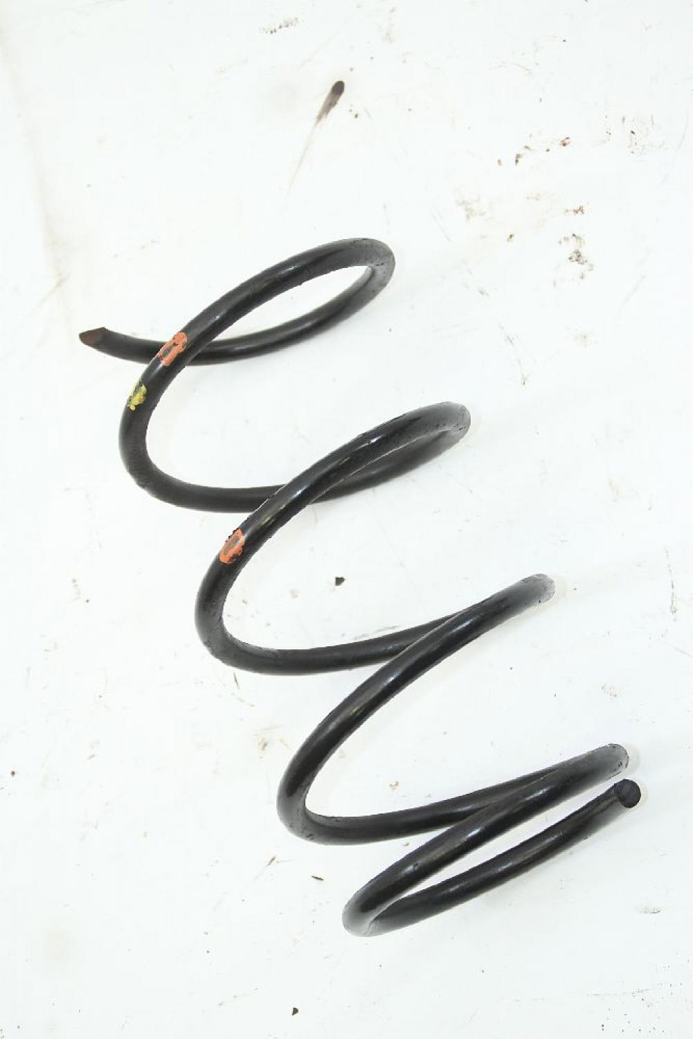 Feder vorn rechts Subaru FORESTER 2 SG