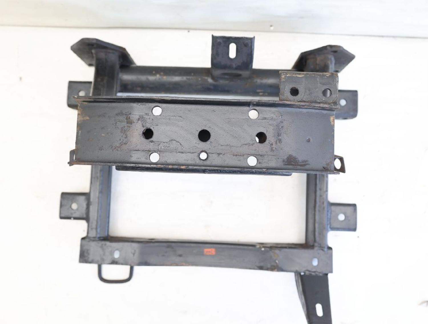 Achsträger vorn Trabant P601