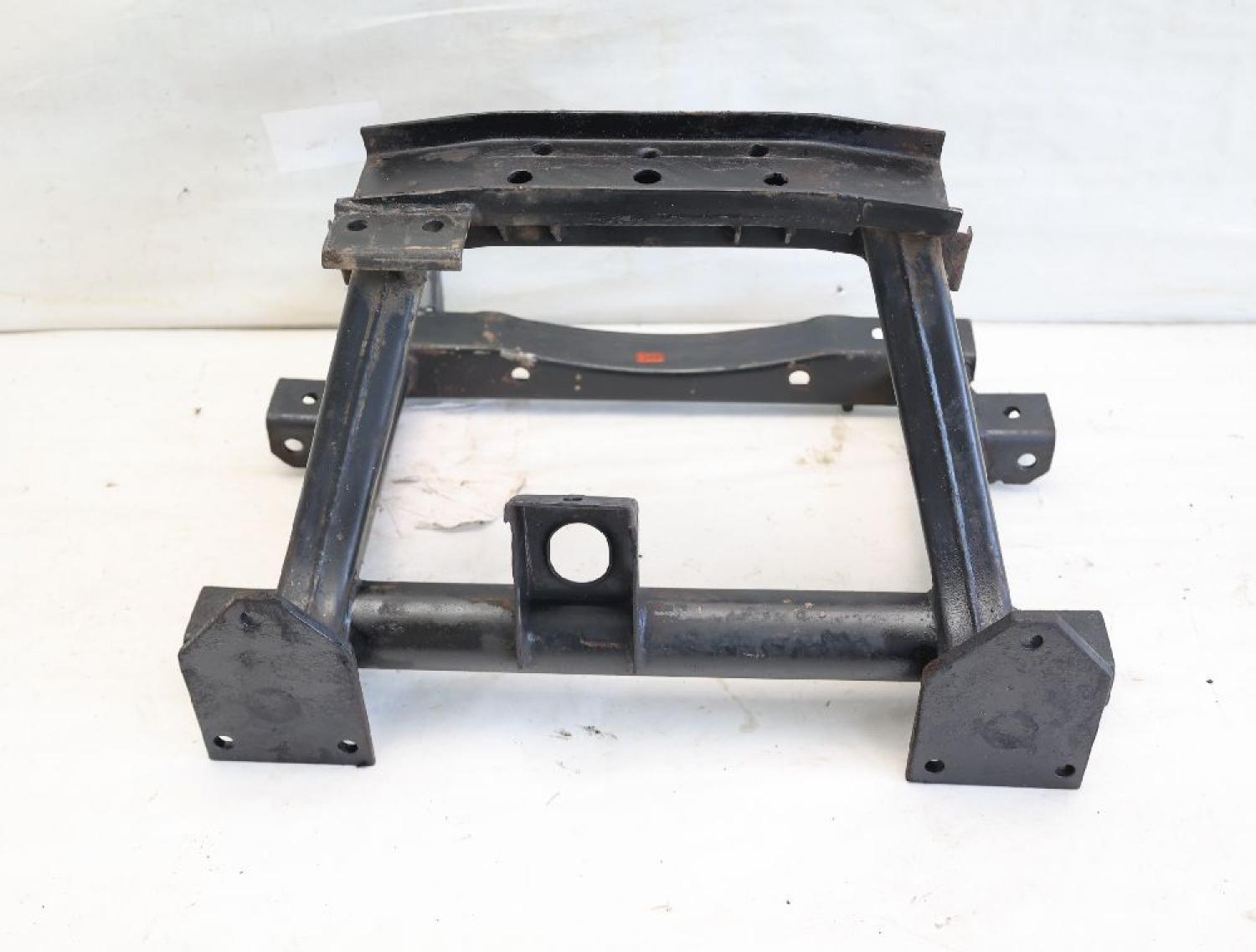 Achsträger vorn Trabant P601