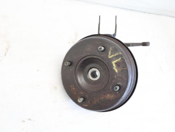 Achsschenkel vorn links Trabant P601