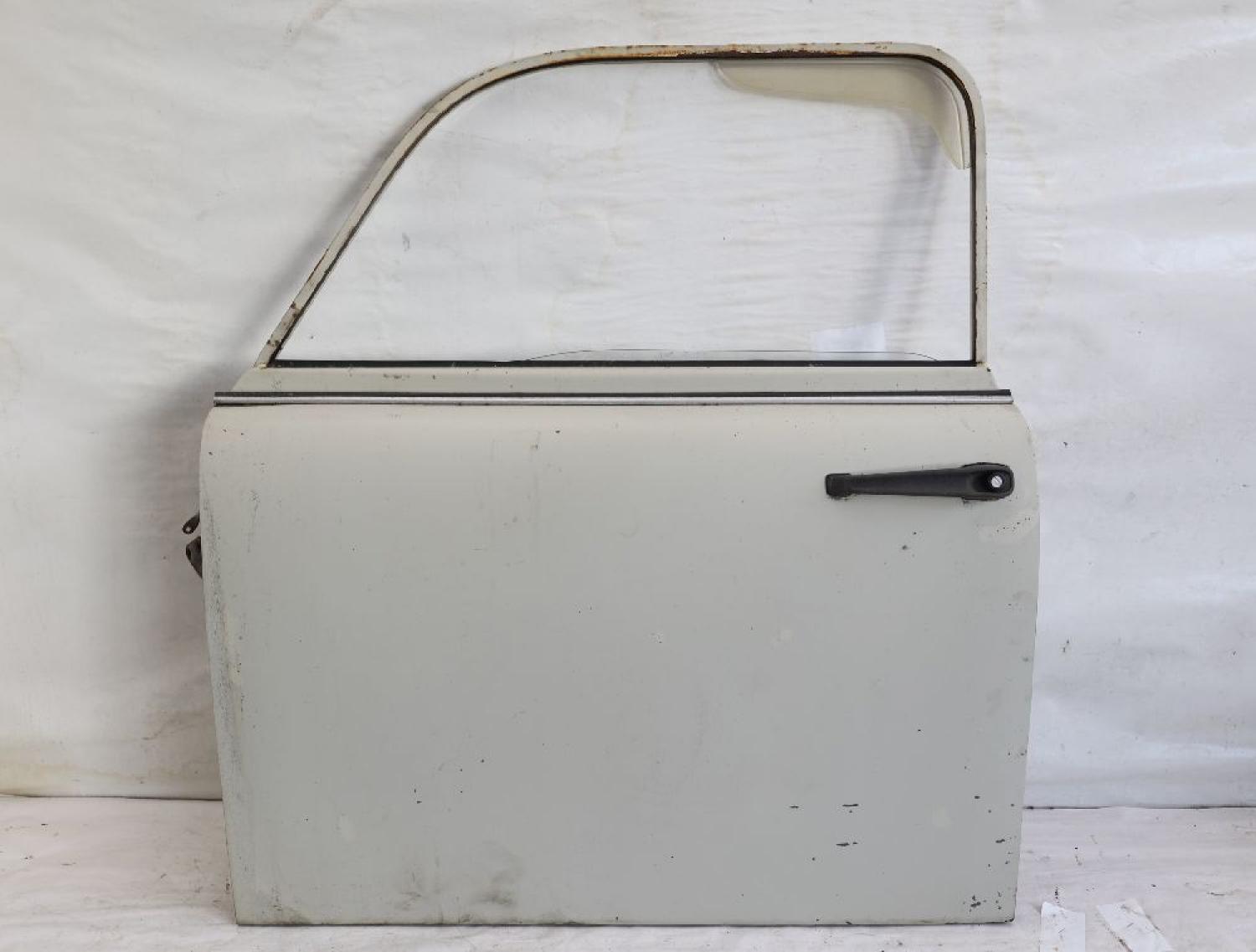 Tür 3trg links Trabant P601