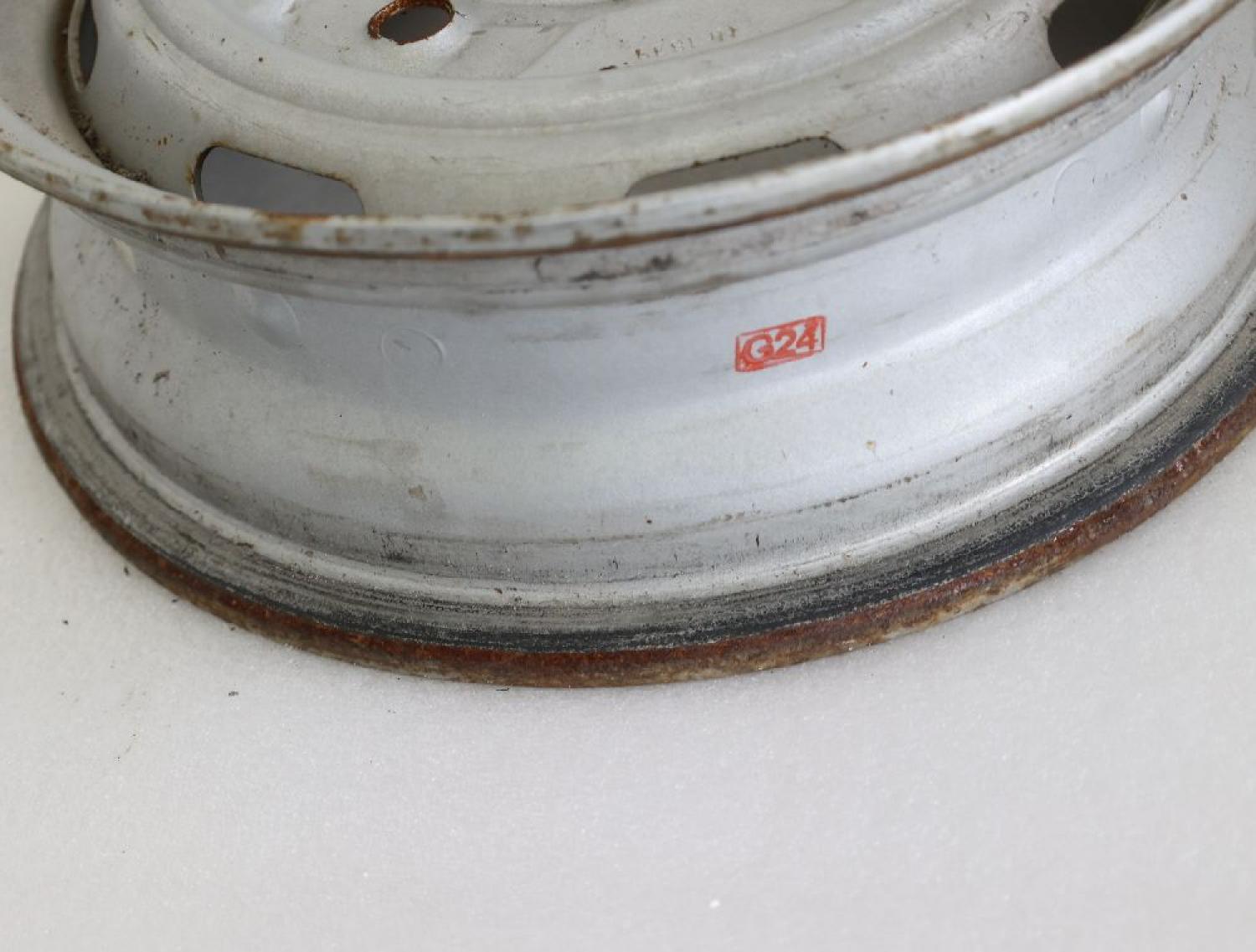 Felge Stahl vorn links Trabant P601