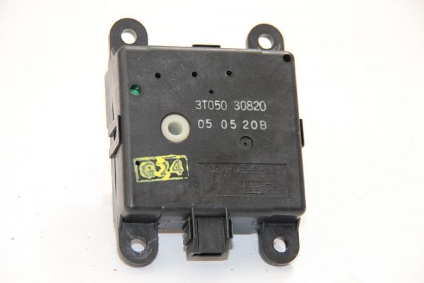 Stellmotor Heizung 3T05030820 Nissan PRIMERA 3 Traveller P12