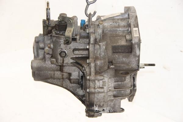 Getriebe 6 Gang 7701717772 Nissan PRIMERA 3 Traveller P12