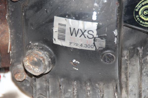 Achse vorn MR535857 Mitsubishi PAJERO 3 V60