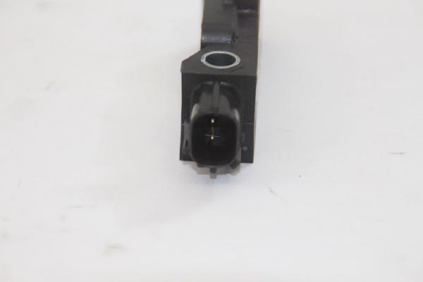 Airbag Sensor vorn rechts 3893065J30 Suzuki GRAND VITARA 2