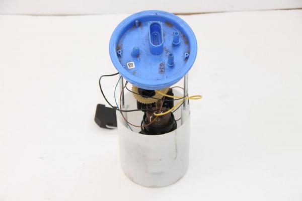 Benzinpumpe mit Geber 6R0919051E Skoda ROOMSTER 5J
