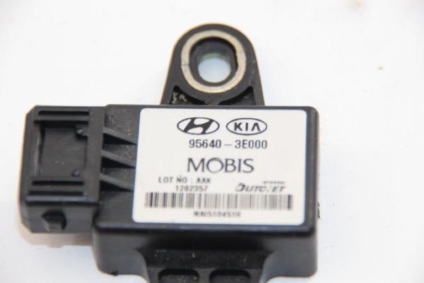 Sensor Querbeschleunigung 956403E000 Kia SORENTO 1 JC