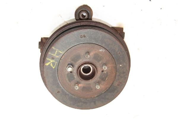 Achsschenkel hinten rechts 4611065J00 Suzuki GRAND VITARA 2