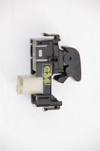 Schalter Fensterheber hinten links 8481006030 Toyota RAV4 3 SA CA
